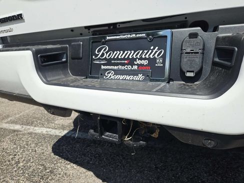 New 2026 RAM 3500 Big Horn AWD/4WD image 10