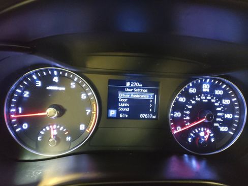 Used 2019 Kia Forte LXS FWD image 23