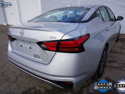 Used 2024 Nissan Altima 2.5 SV image 11