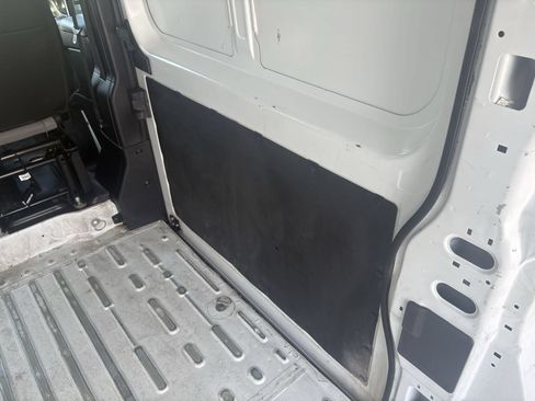 Used 2025 RAM ProMaster 2500 w/ Convenience Group FWD image 15