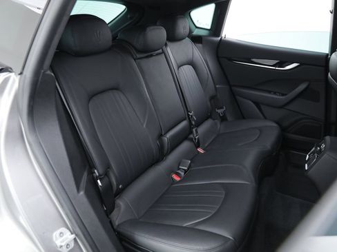 Certified 2022 Maserati Levante GT AWD/4WD image 17