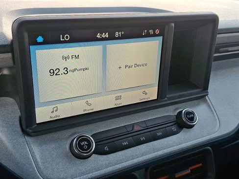 Certified 2024 Ford Maverick XLT w/ XLT Luxury Package image 17