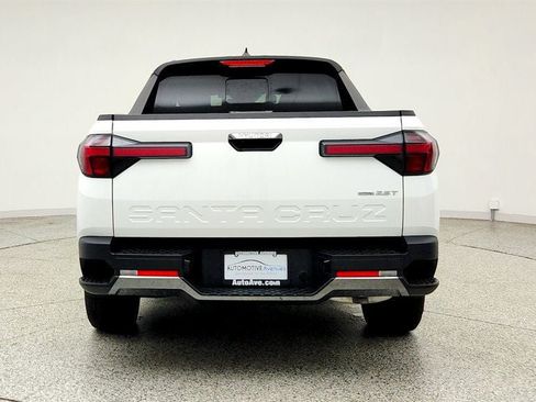 Used 2025 Hyundai Santa Cruz Limited AWD/4WD image 7