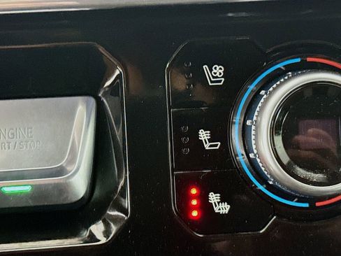 Used 2024 GMC Sierra 3500 Denali w/ Denali Reserve Package image 22