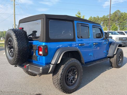 Used 2023 Jeep Wrangler Unlimited Sport AWD/4WD image 7