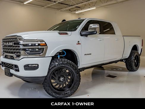 Used 2025 RAM 2500 Limited AWD/4WD image 5