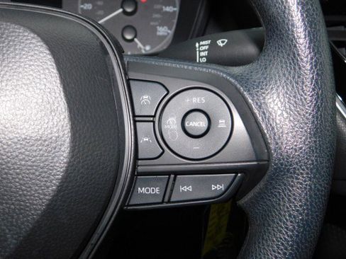 Used 2024 Toyota Corolla LE image 27