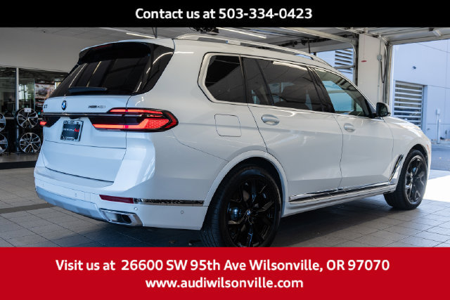 Used 2026 BMW X7 xDrive40i AWD/4WD image 6