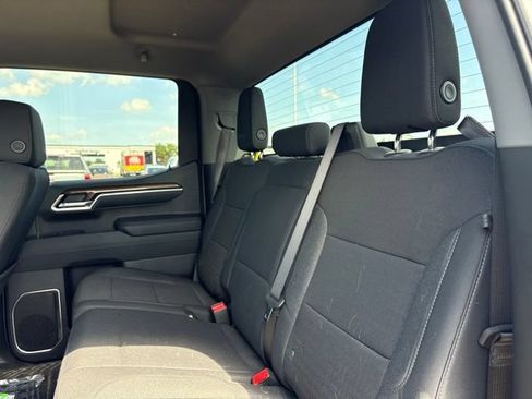 Used 2024 Chevrolet Silverado 1500 LT AWD/4WD image 19