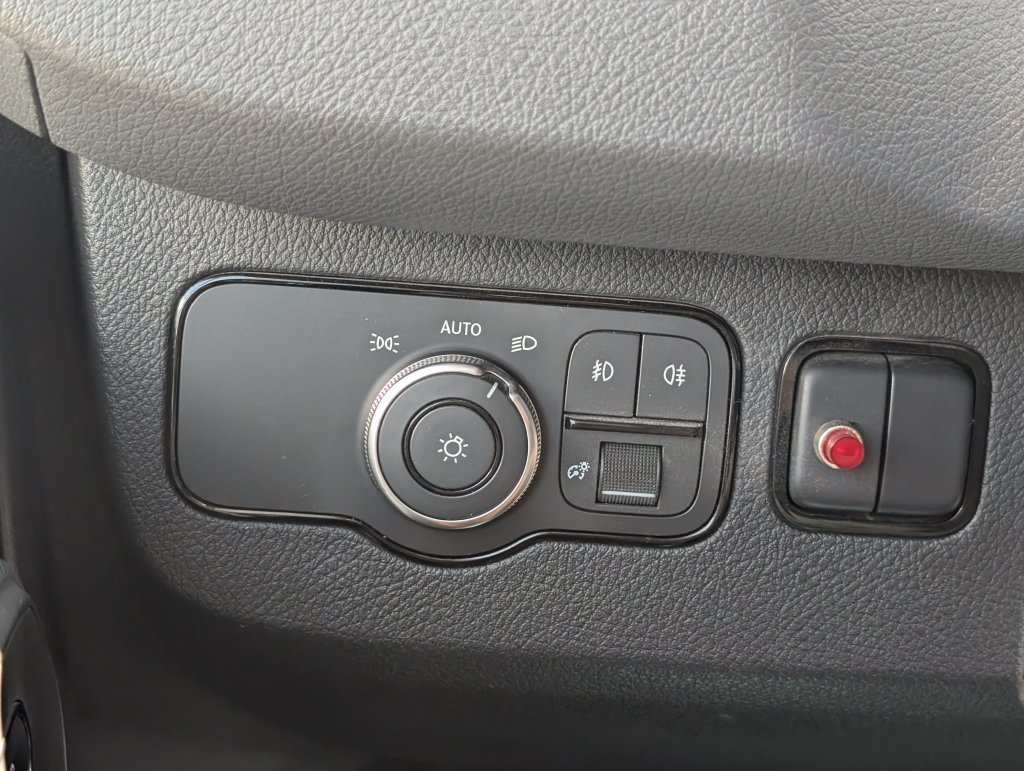 Used 2020 Mercedes-Benz Sprinter 3500 image 17