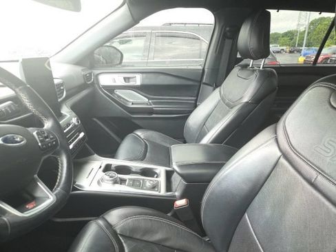 Used 2020 Ford Explorer ST w/ ST Street Pack AWD/4WD image 6