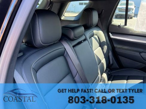 Used 2026 GMC Terrain Elevation w/ Elevation Premium Package FWD image 26