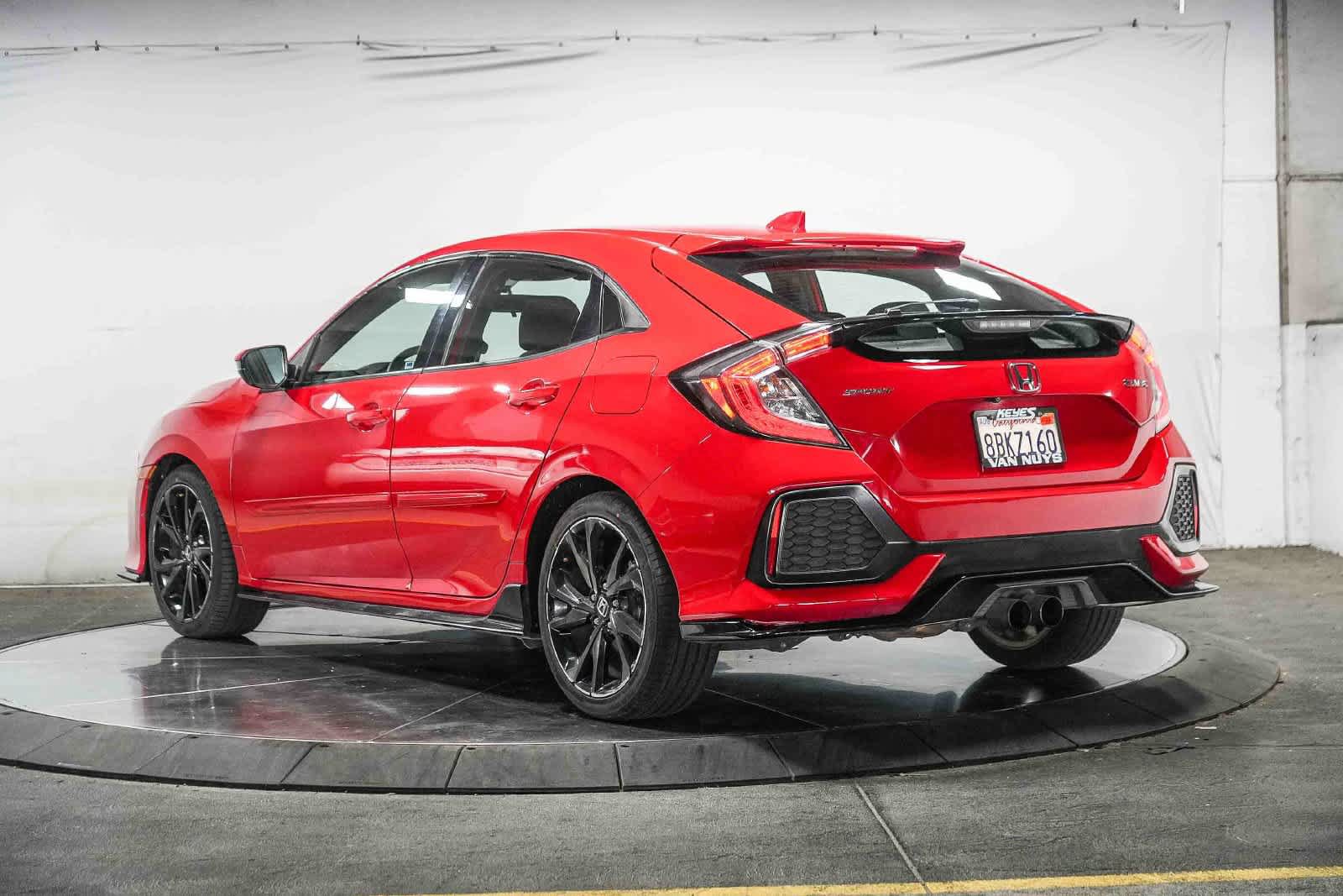 Used 2017 Honda Civic Sport image 4