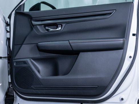 Used 2024 Honda CR-V Sport image 9