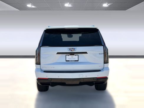 Certified 2026 Cadillac Escalade Platinum Sport w/ LPO, Floor Liner Package AWD/4WD image 10