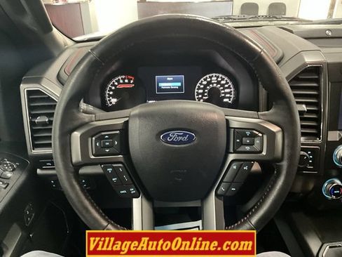 Used 2019 Ford F150 Lariat w/ Equipment Group 502A Luxury AWD/4WD image 19