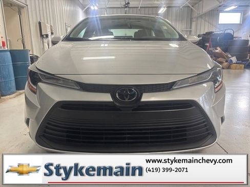 Used 2024 Toyota Corolla LE image 10