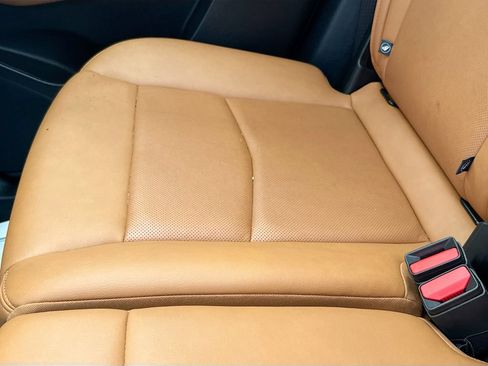 Used 2021 Cadillac XT5 Premium Luxury FWD image 29