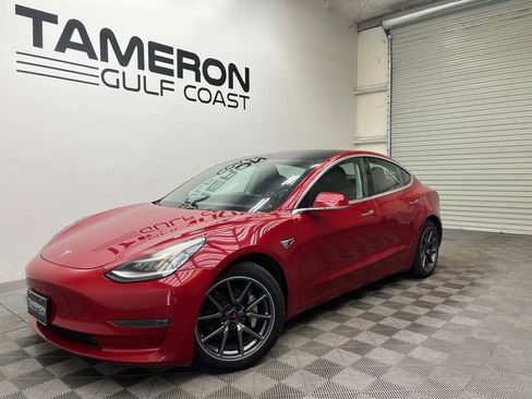 Used 2018 Tesla Model 3 Long Range AWD/4WD image 2