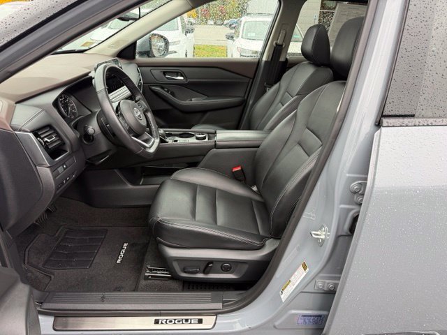 Certified 2023 Nissan Rogue SL w/ SL Premium Package AWD/4WD image 13