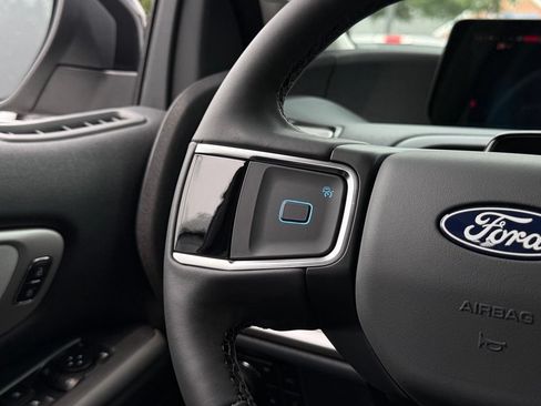 New 2027 Ford Expedition Active AWD/4WD image 9