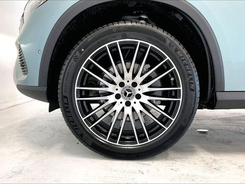New 2026 Mercedes-Benz GLC 300 image 11