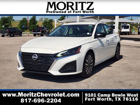 Used 2025 Nissan Altima 2.5 SV image 32