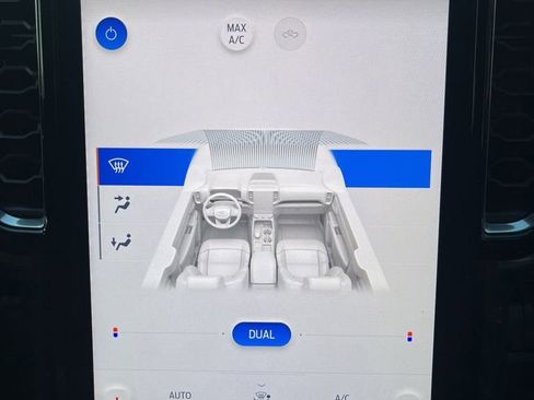 Used 2024 Ford Ranger XLT w/ Technology Package image 24