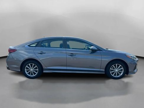 Used 2018 Hyundai Sonata SE FWD image 7