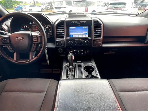 Used 2018 Ford F150 XLT w/ Equipment Group 302A Luxury AWD/4WD image 7