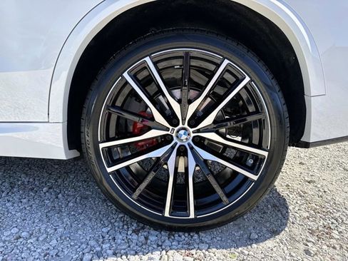 New 2026 BMW X5 xDrive40i w/ M Sport Package image 10