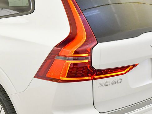 New 2026 Volvo XC60 T8 Plus w/ Protection Package Premier AWD/4WD image 12