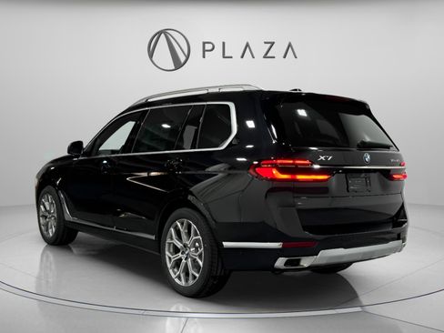 New 2026 BMW X7 xDrive40i image 3