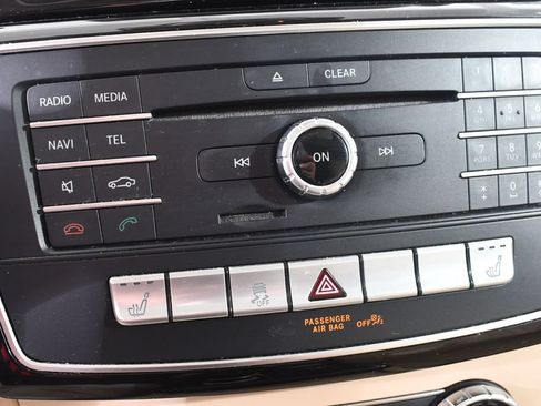 Used 2018 Mercedes-Benz GLE 350 4MATIC image 29