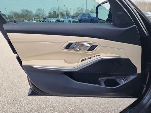 Used 2021 BMW 330i 330i w/ Premium Package image 18