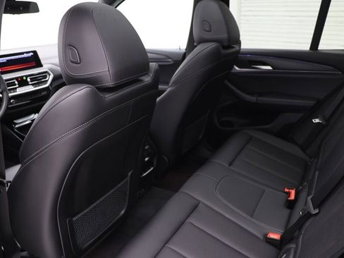 Used 2024 BMW X3 xDrive30i image 11