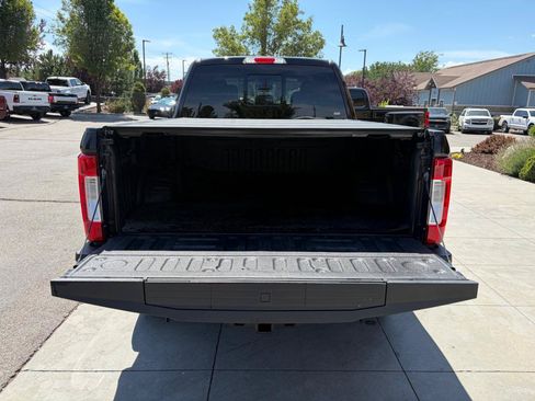 Used 2019 Ford F250 Lariat w/ Lariat Ultimate Package AWD/4WD image 31