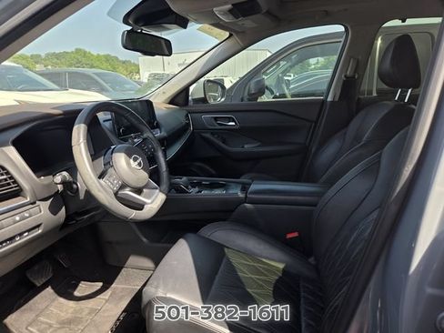 Used 2023 Nissan Rogue Platinum w/ Platinum Premium Package FWD image 7
