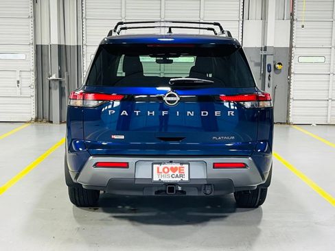 New 2026 Nissan Pathfinder Platinum FWD image 18