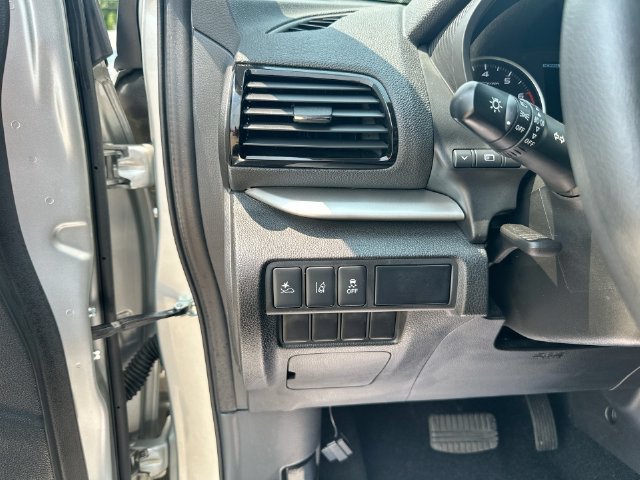 Used 2024 Mitsubishi Eclipse Cross ES AWD/4WD image 21
