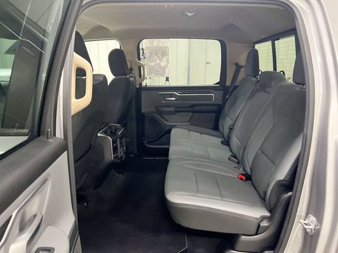 Used 2020 RAM 1500 Big Horn AWD/4WD image 22