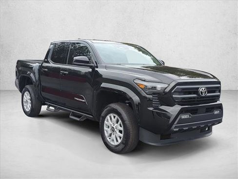 Certified 2025 Toyota Tacoma SR5 image 3