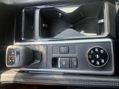 Used 2023 Nissan Pathfinder Platinum w/ Cargo Package AWD/4WD image 46