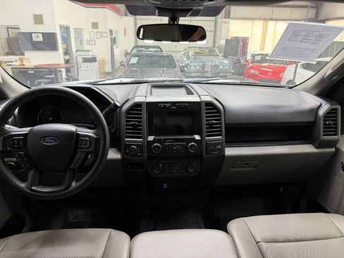 Used 2022 Ford F250 XL w/ Power Equipment Group AWD/4WD image 20