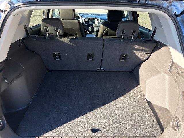 Used 2018 GMC Terrain SLE w/ Driver Convenience Package FWD image 17
