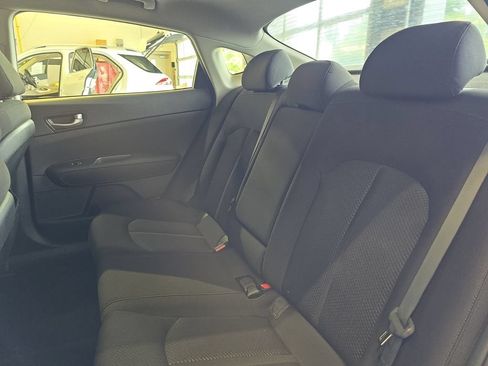 Used 2017 Kia Optima LX FWD image 14