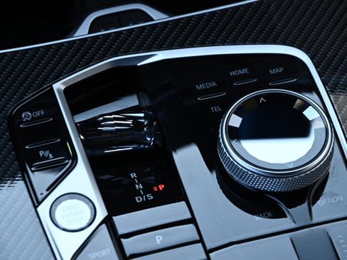 Certified 2024 BMW X7 M60i w/ Executive Package image 21