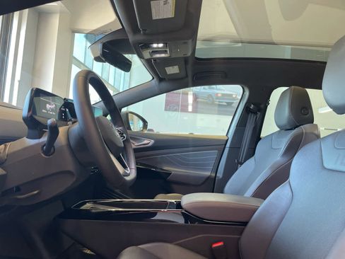 Used 2023 Volkswagen ID.4 Pro S image 11