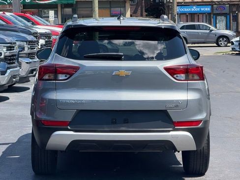 Used 2023 Chevrolet TrailBlazer LT w/ Convenience Package image 6