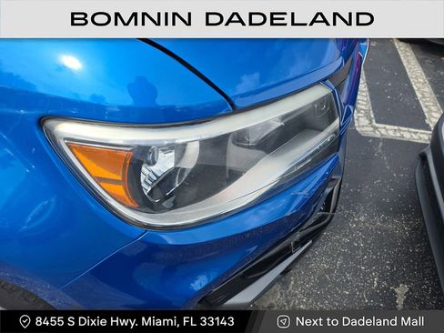 Used 2021 Chevrolet Colorado LT w/ LT Convenience Package image 12